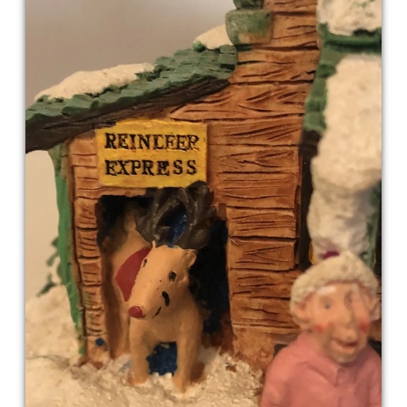 SANTA’S TOWN AT THE NORTH POLE VINTAGE 1995 POST OFFICE ST04 ORIGINAL STICKER - Picture 4 of 9